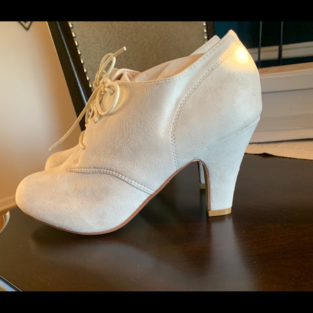 NEW Journee Collection booties - Picture 2 of 4